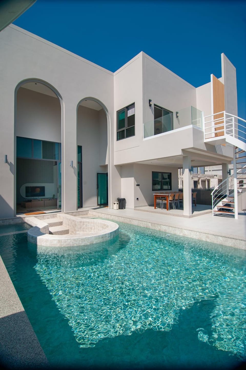 Swimming pool
