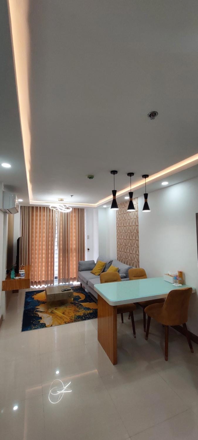 Condo Unit at One Pontefino Tower Unit 706 Apartment in Batangas