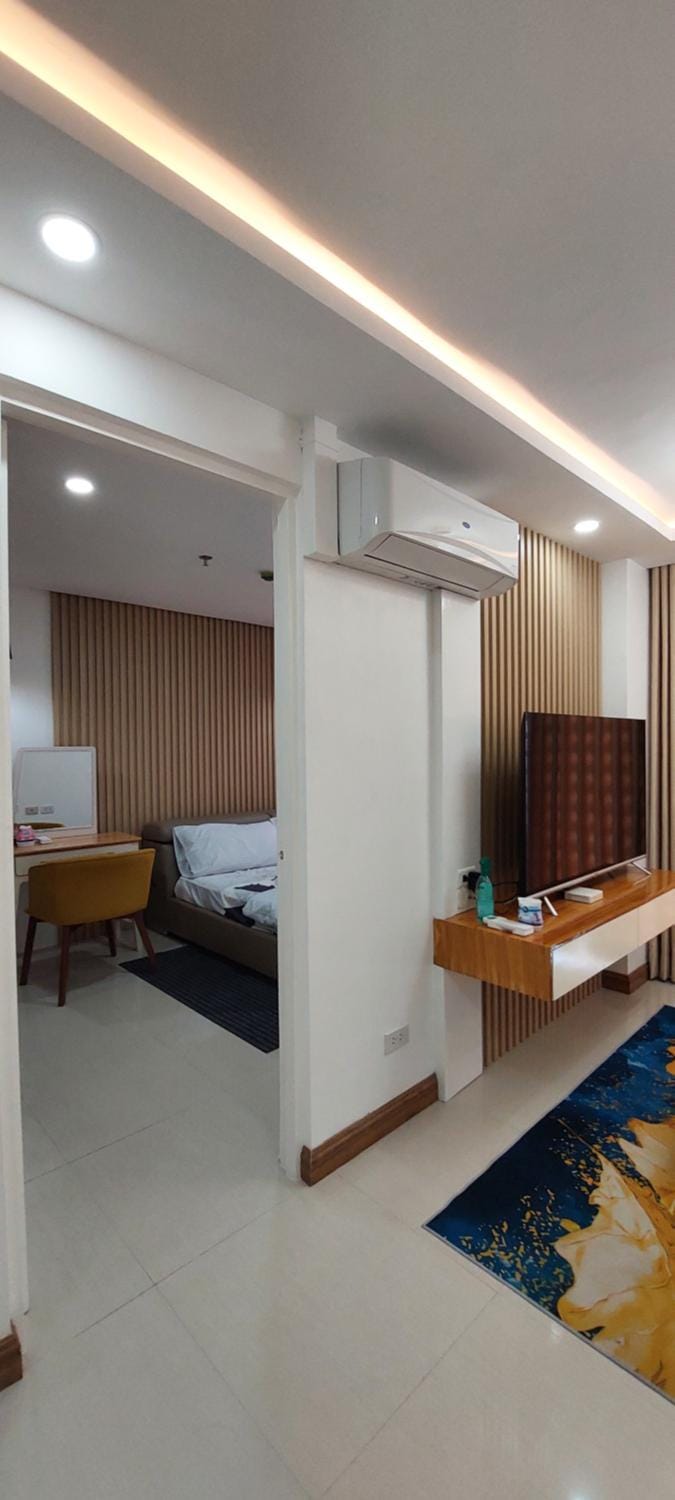 Condo Unit at One Pontefino Tower Unit 706 Apartment in Batangas