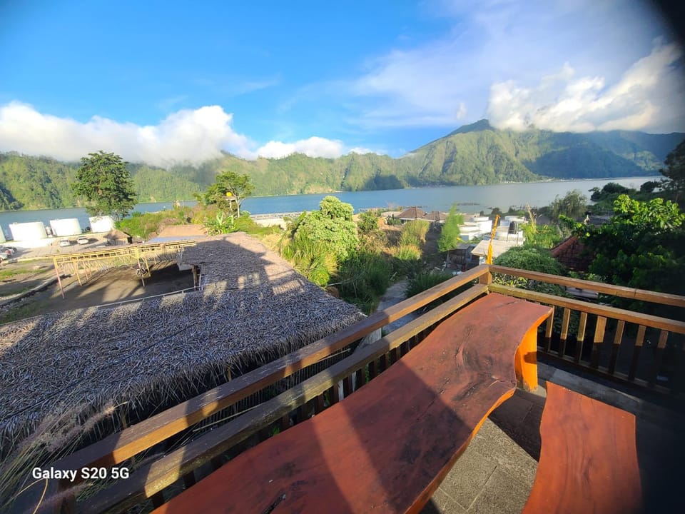 Batur tropis Bed and Breakfast in Karangasem Regency