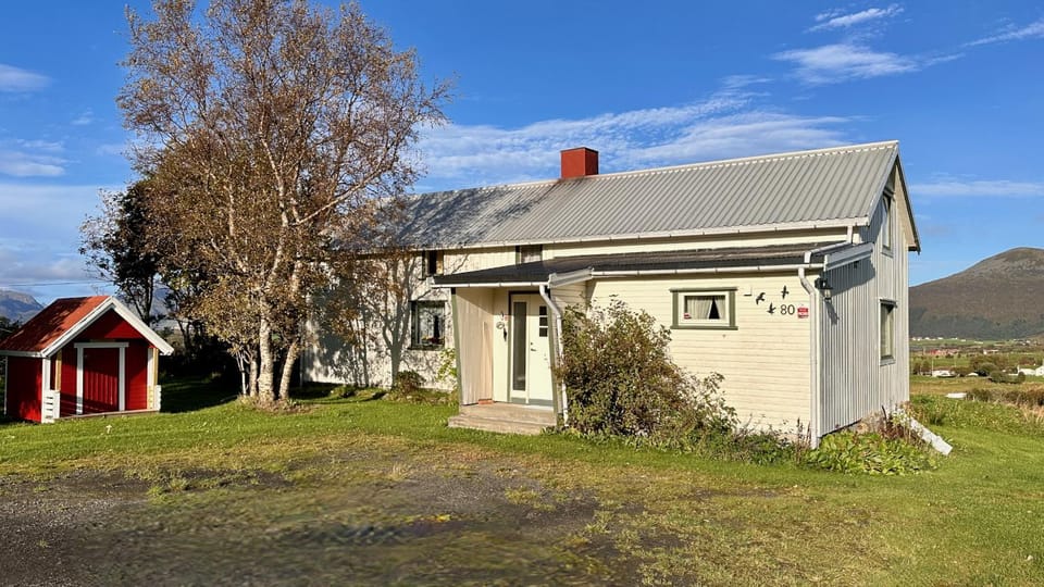 Property building, Mountain view