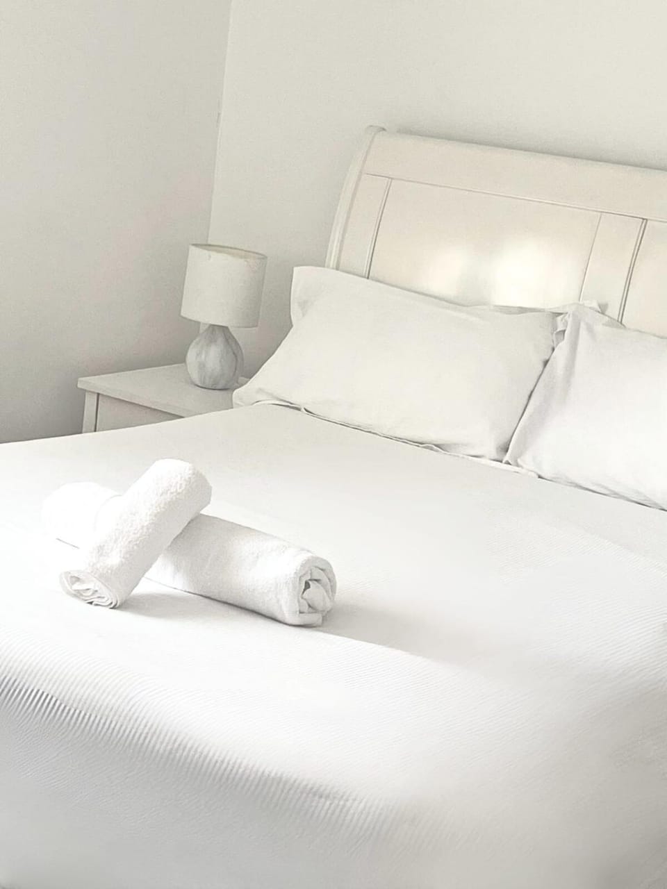 Luxury Home -Private Rooms- 3 mins from Alexandra Hospital, Redditch Vacation rental in Wychavon District