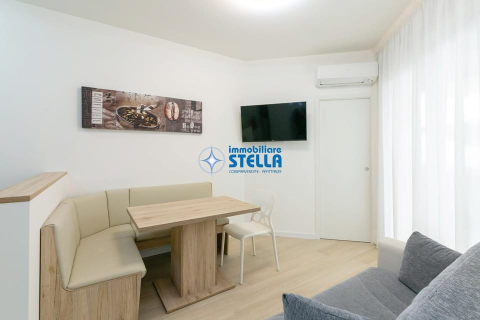 TV and multimedia, Dining area