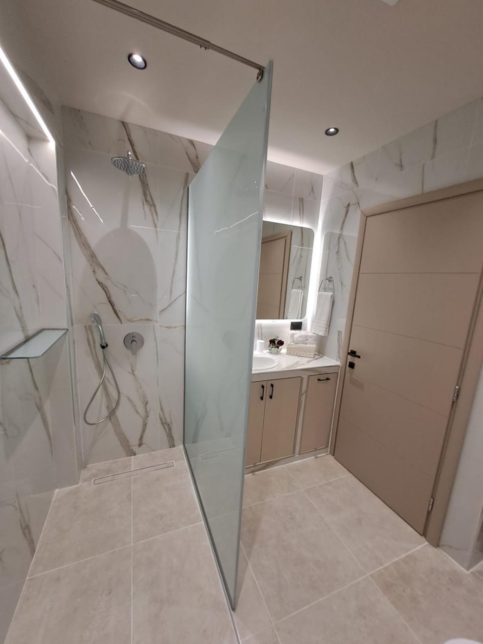 Shower, Bathroom