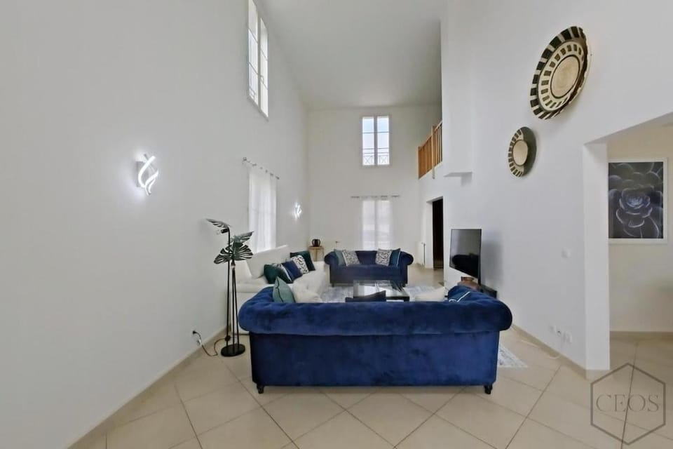 Family house for 14 - Disneyland Paris Villa in Magny-le-Hongre