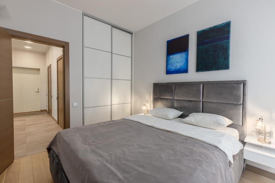 Bed, Photo of the whole room, Bedroom, wardrobe