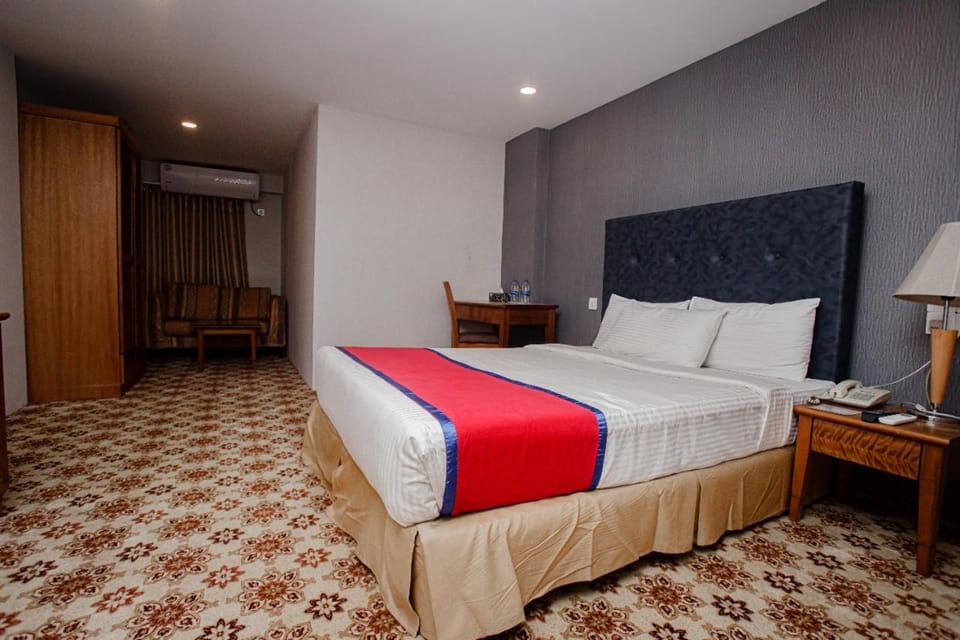 Elegant Enchanted Hotel in Dhaka