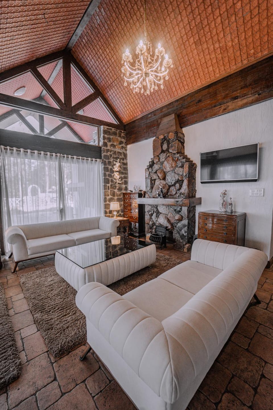 Communal lounge/ TV room
