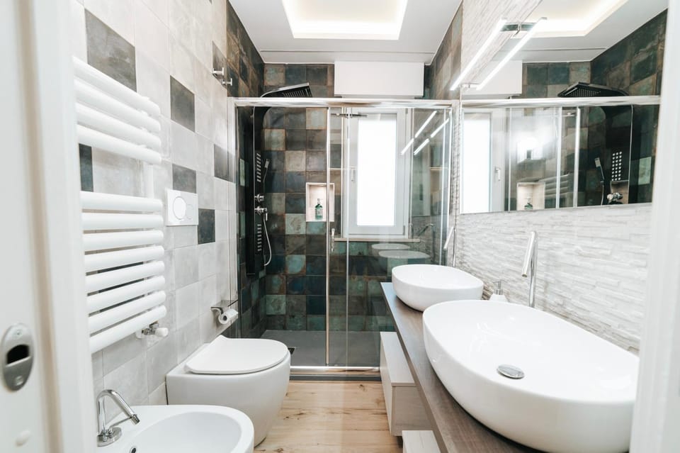 Shower, Toilet, Bathroom, bidet