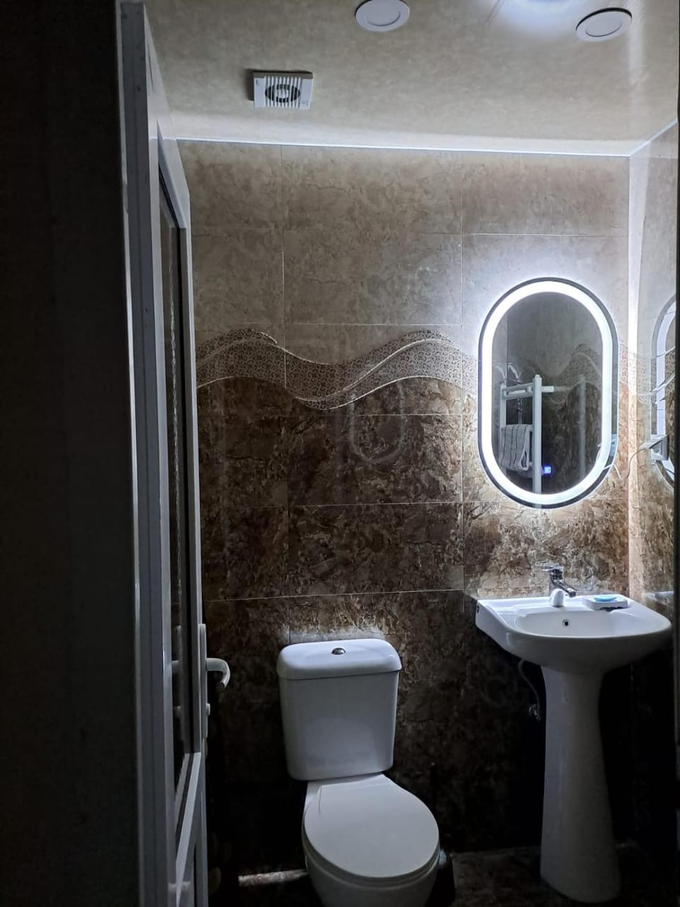 Van Bliss - 10 min away from center Apartment in Armenia