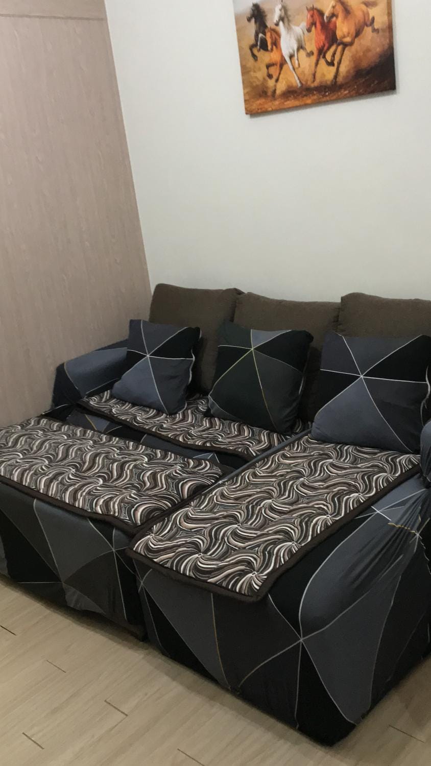 Trees 1 Bedroom Fully Furnished with Free Wi-Fi & Netflix Apartment in Quezon City
