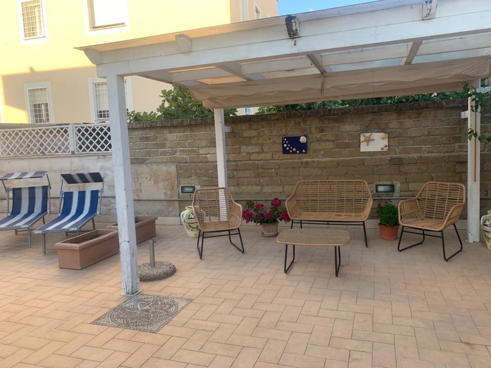 Inner courtyard view
