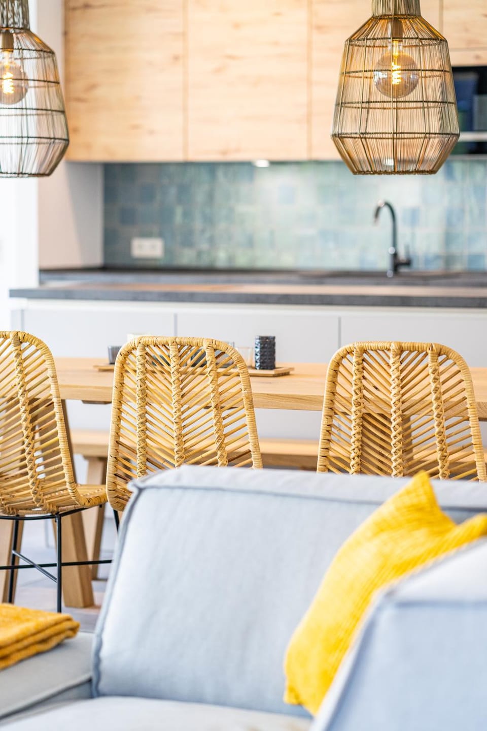 Kitchen or kitchenette, Seating area, Dining area
