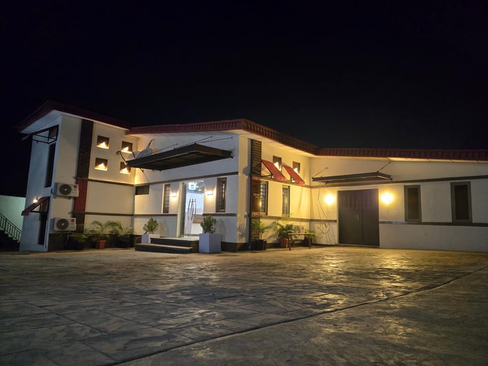 Property building, Night