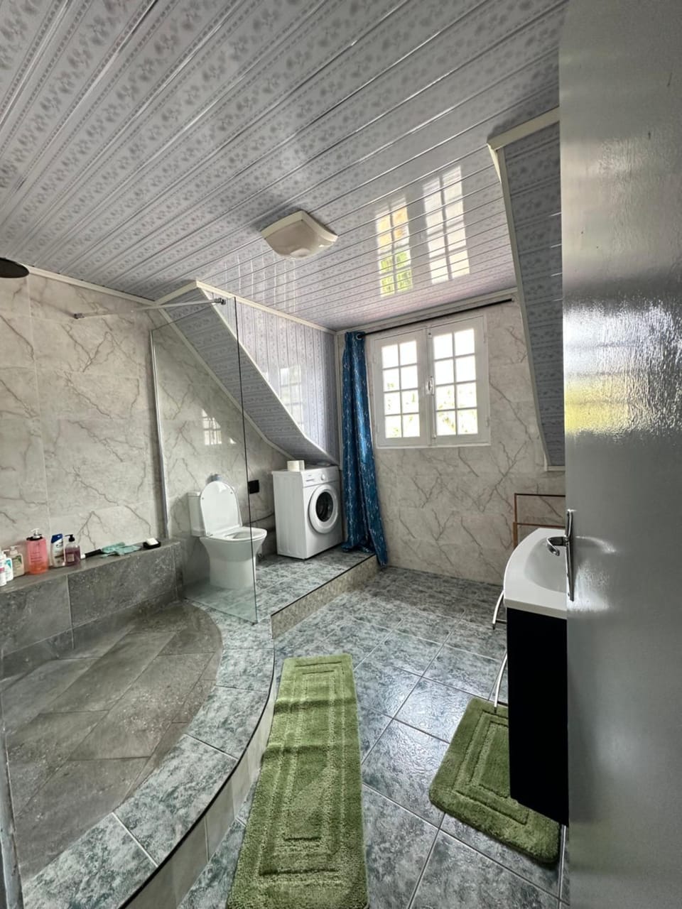 towels, washing machine