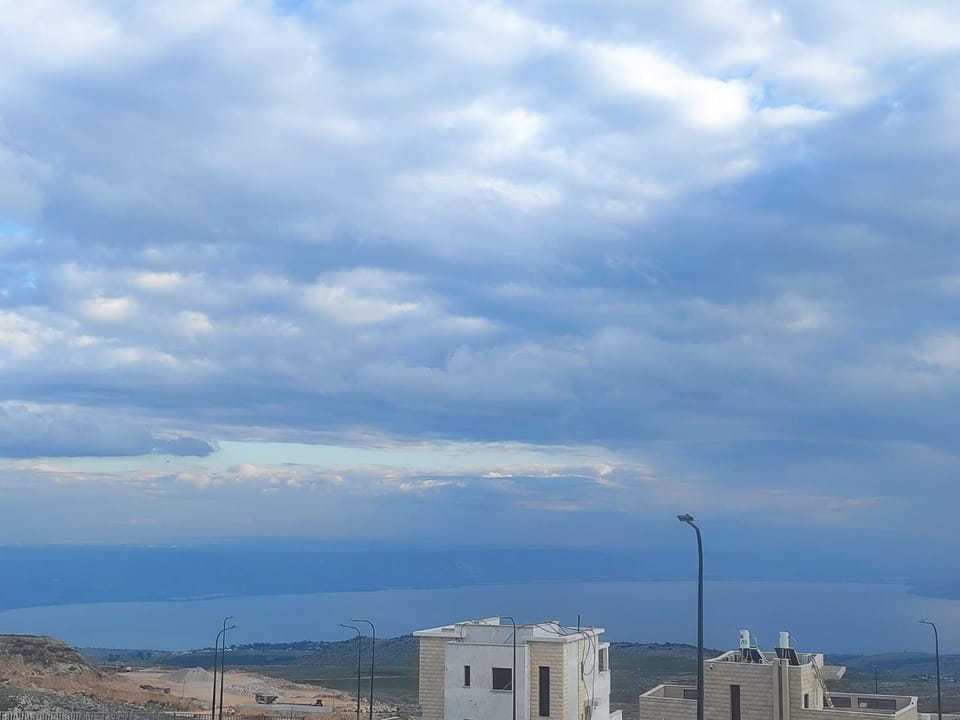 River view, Sea view