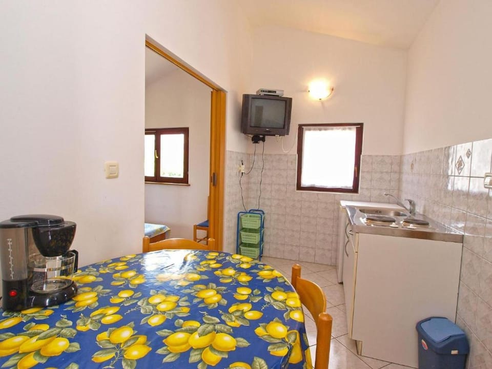 Communal lounge/ TV room, TV and multimedia, Dining area, kitchen