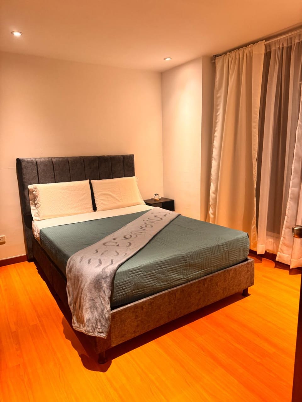 Luxury apto de 2 habitaciones en Santa Bárbara Vacation rental in Bogota