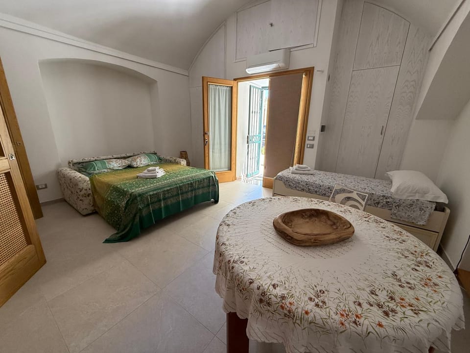 Handy Lemon Apartment in Brindisi