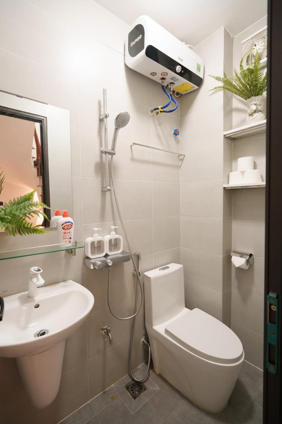 Shower, Toilet, Bathroom, bidet