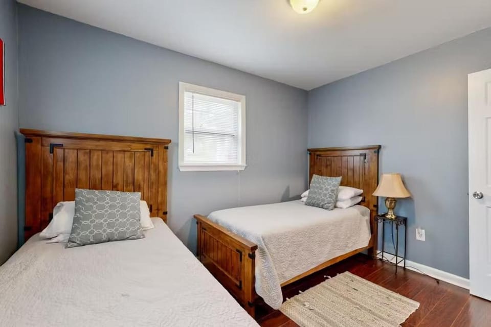 West Trinity Bungalow House in Nashville