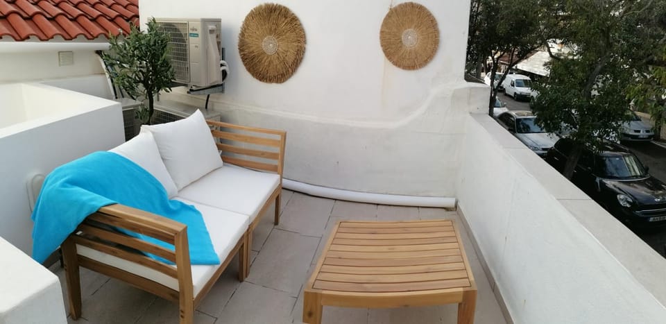 Off site, View (from property/room), Balcony/Terrace