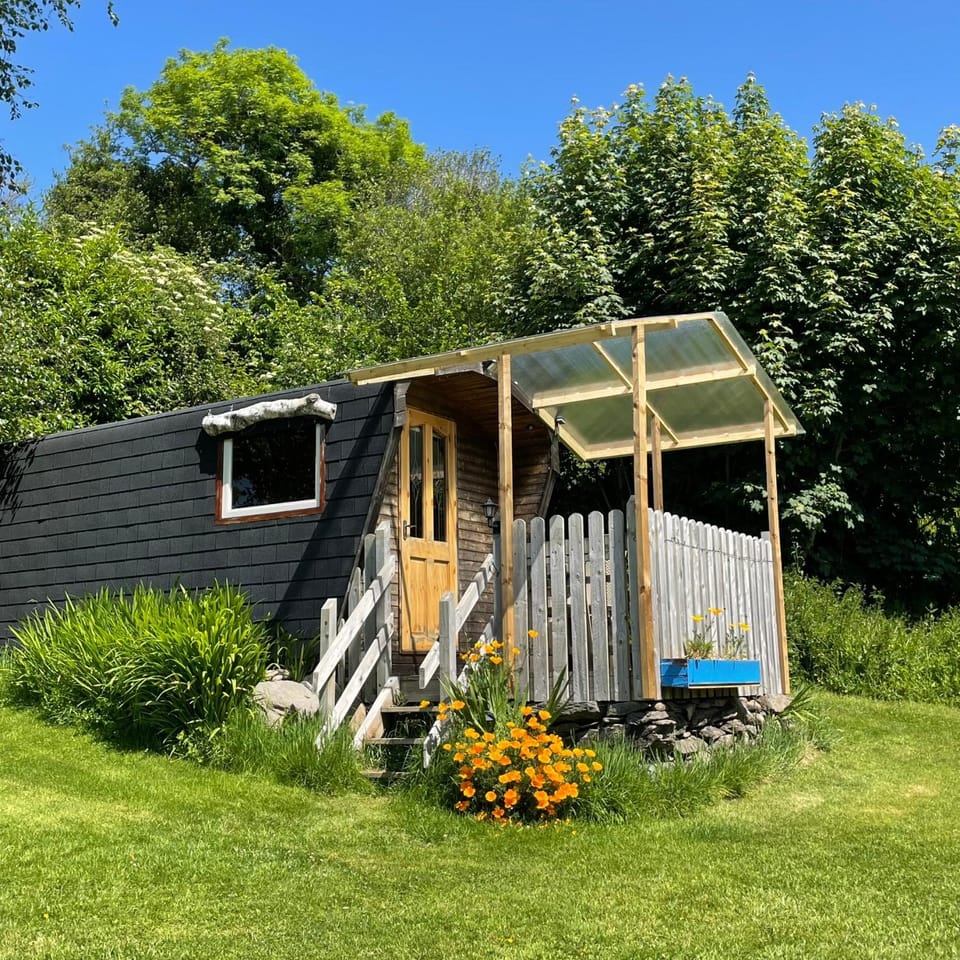 Property building, Garden view