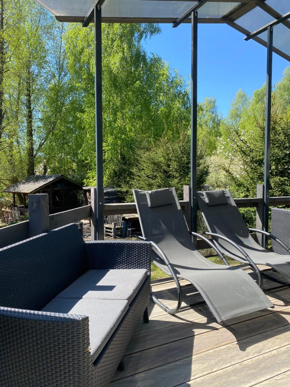 Patio, Day, Natural landscape, sunbed