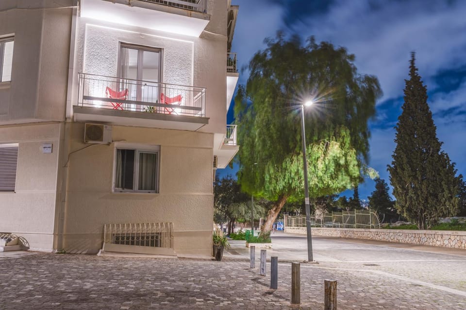 Property building, Day, Night, Neighbourhood, Street view