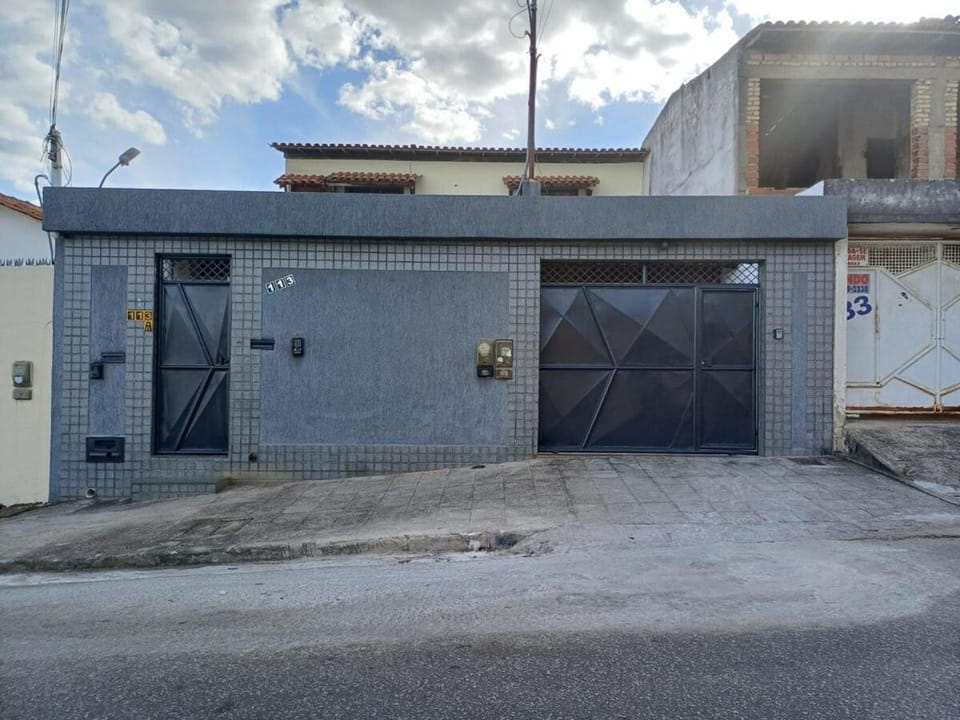 Apê 02 - confortável e perto de tudo Apartment in Vitória da Conquista