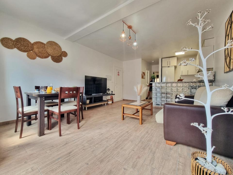 Apto RAYO DE SOL, primera línea playa, Cabo de Gata Apartment in Comarca Metropolitana de Almería