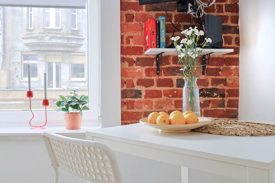 Kitchen or kitchenette, Dining area, Food
