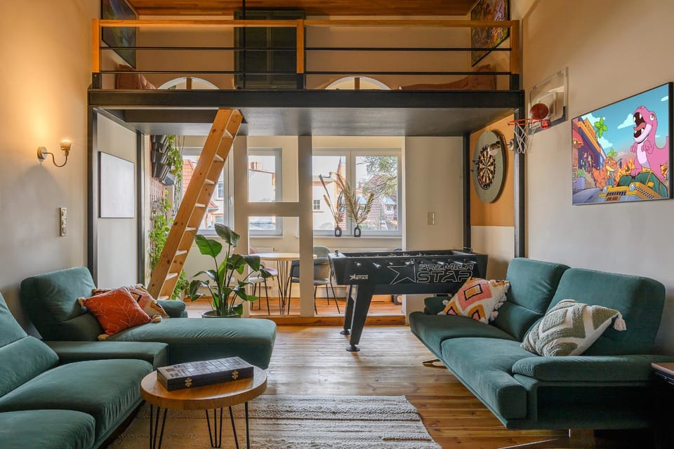 Communal lounge/ TV room, TV and multimedia, Living room, Seating area