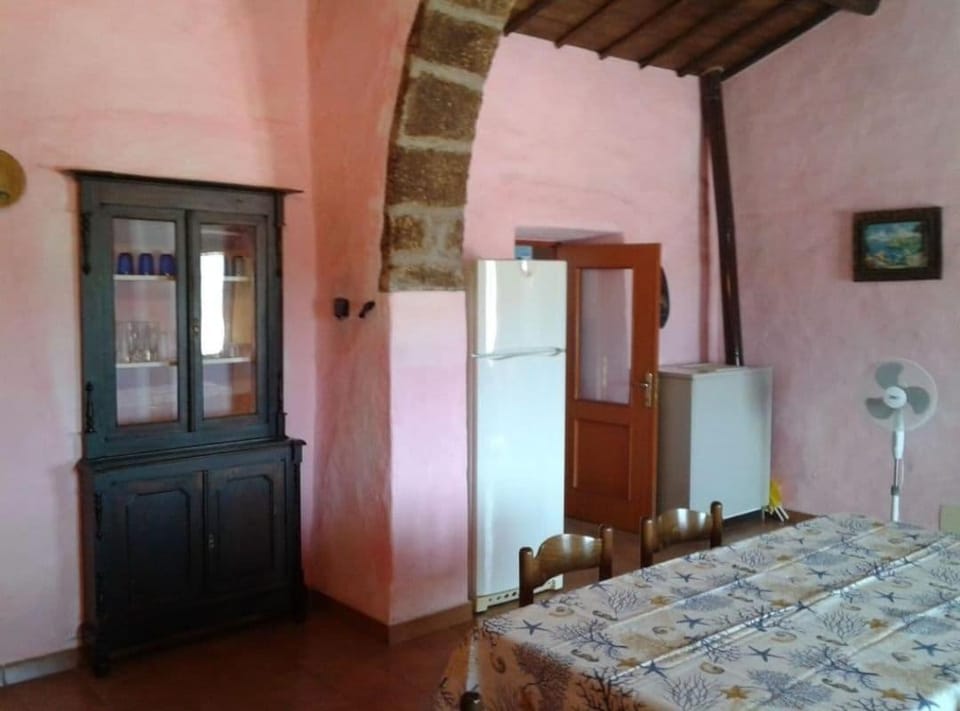Antico Stazzo Gallurese Lu Capitanu House in Sardinia