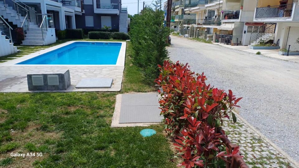 Garden view, Pool view, Street view, Swimming pool, Inner courtyard view