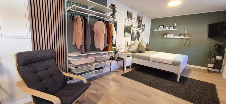 Bed, Living room, Seating area, Bedroom, wardrobe