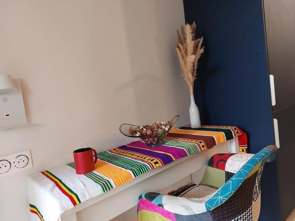 Bagatelle Studio 3étoiles rez de jardin Axelle LocAppart Apartment in Mandelieu-La Napoule