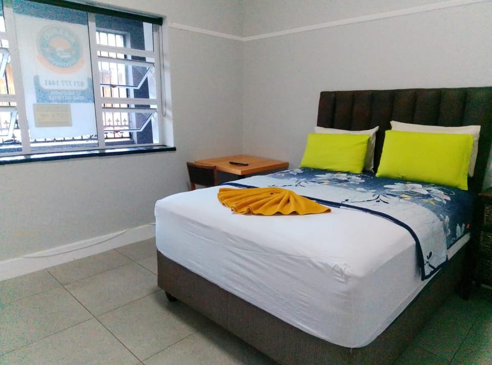 Neo & Ruks Guest Houses goodwood 3 Bed and Breakfast in Cape Town