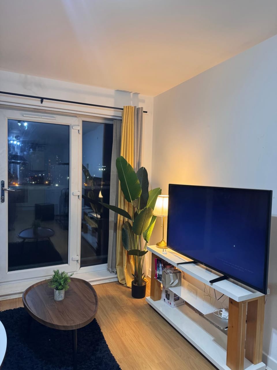 1 private room & a toilet in 2bed apartment Vacation rental in Salford