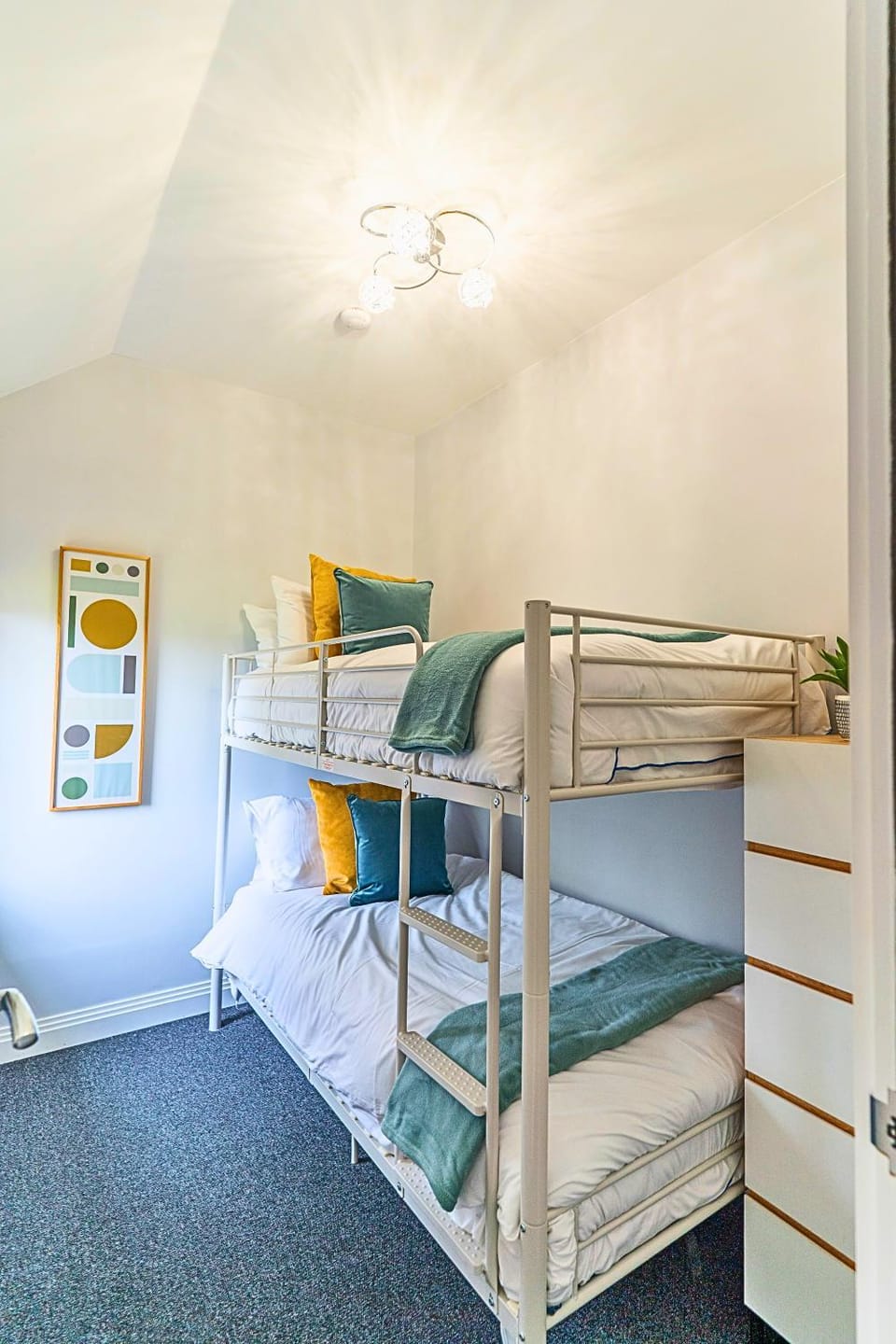 Bed, Photo of the whole room, Bedroom, bunk bed