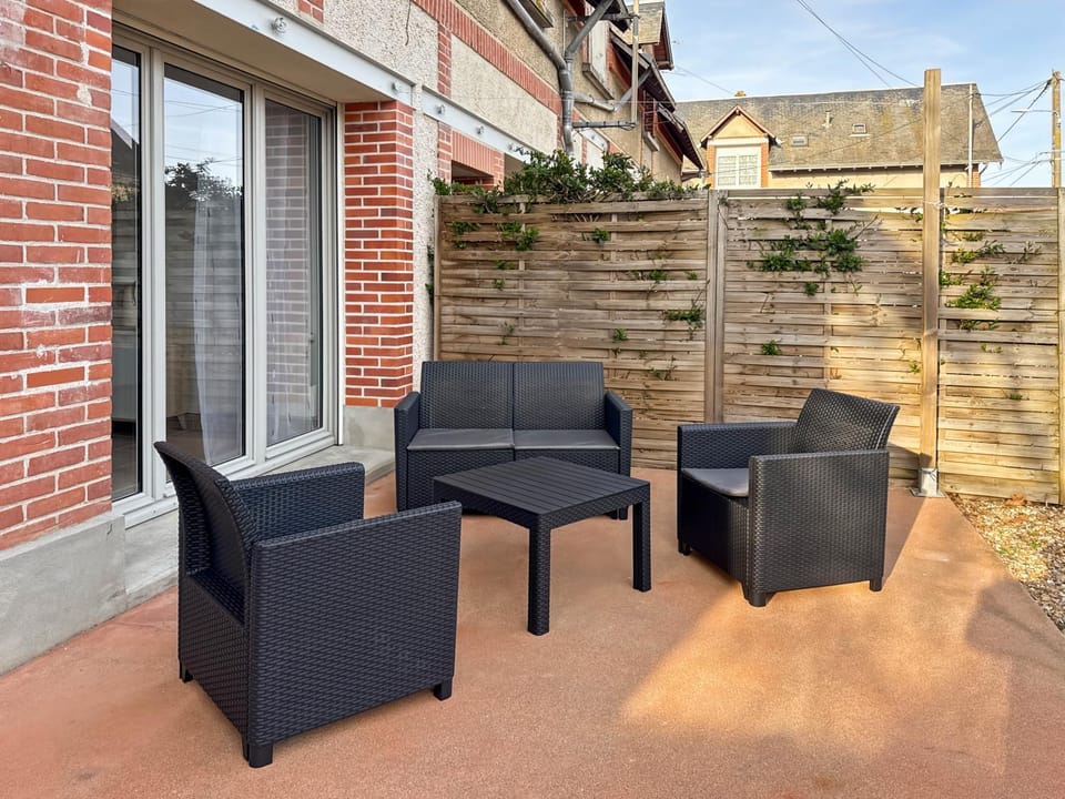 Patio, Balcony/Terrace