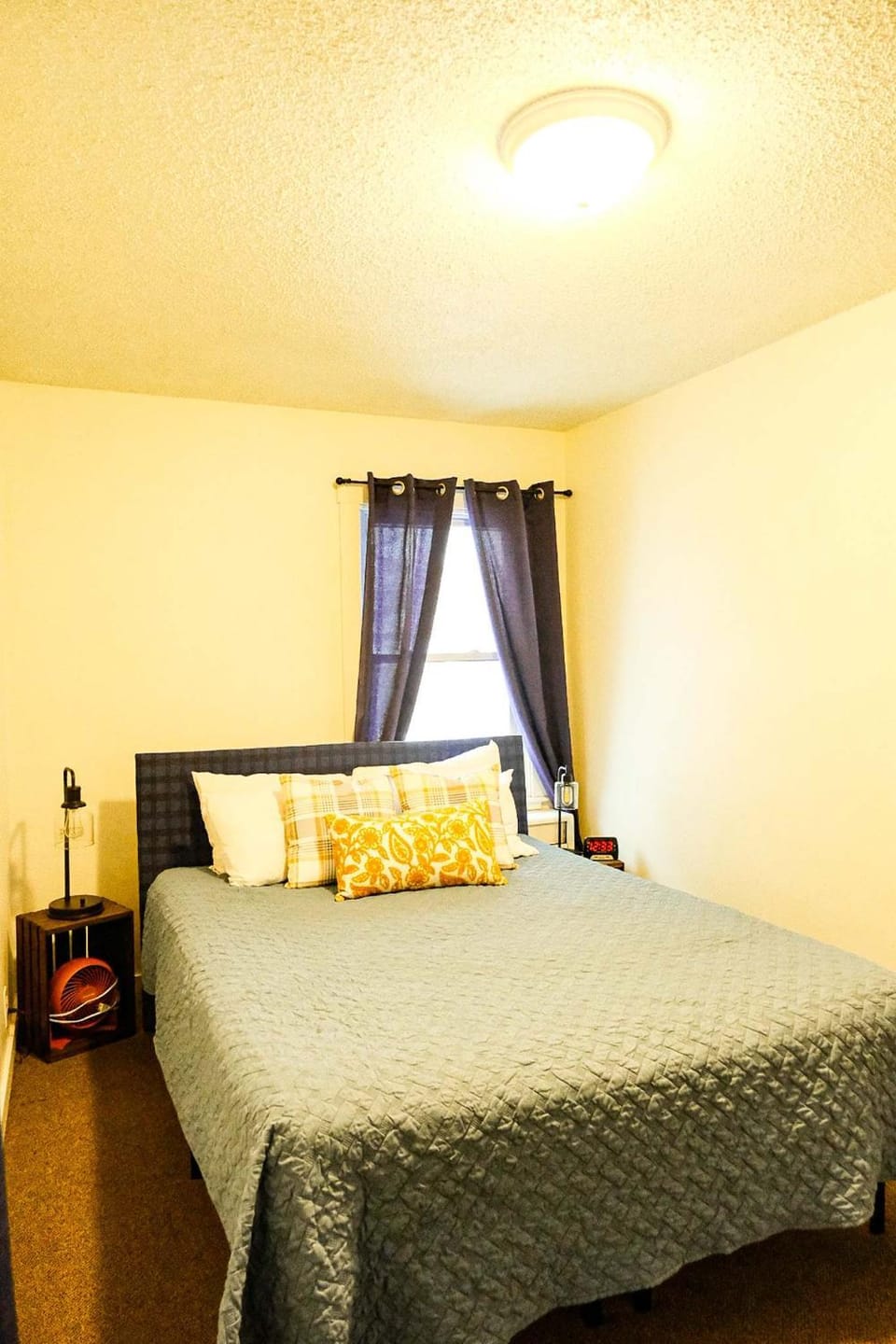 Downtown Blue Room at Villages on Aurora House in Ironwood