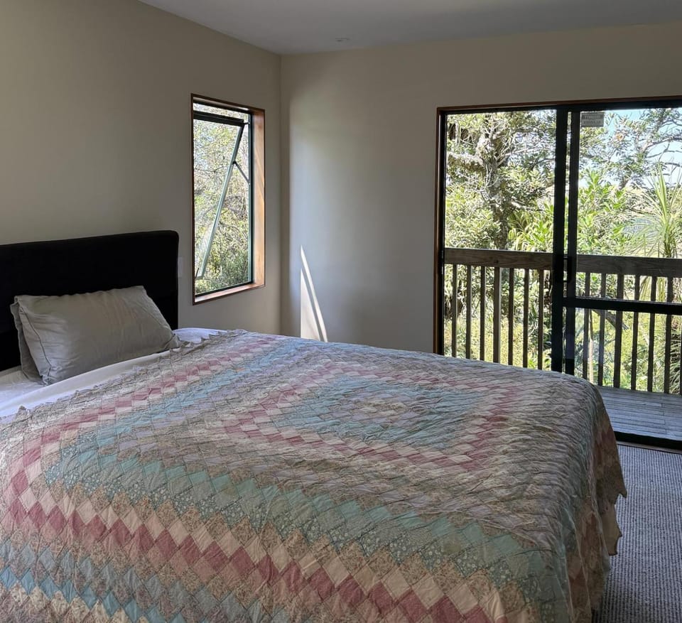 Homestay River Retreat Waiwera Vacation rental in Auckland Region
