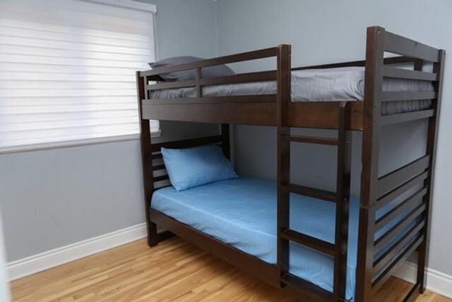 Bedroom, bunk bed