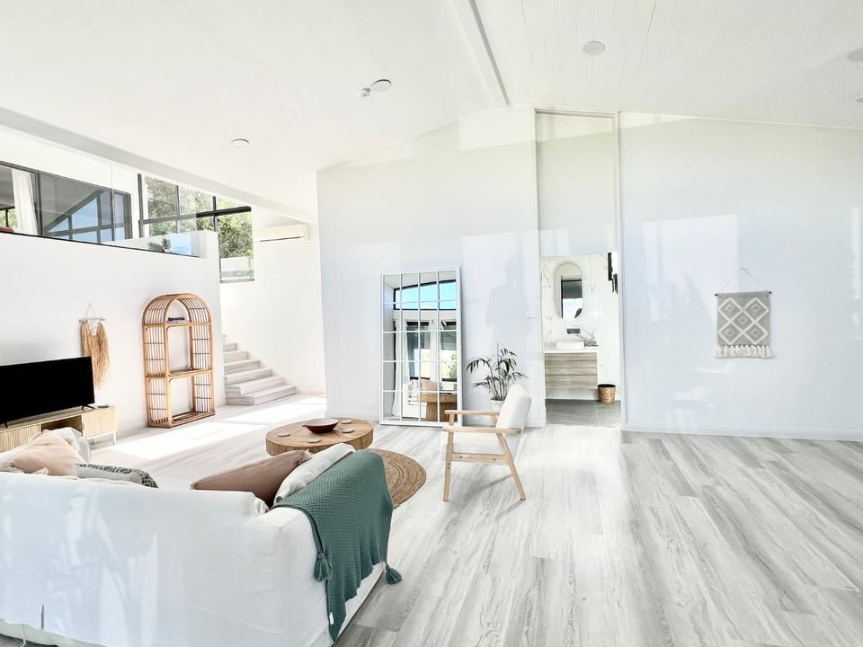 Living room, Lounge or bar