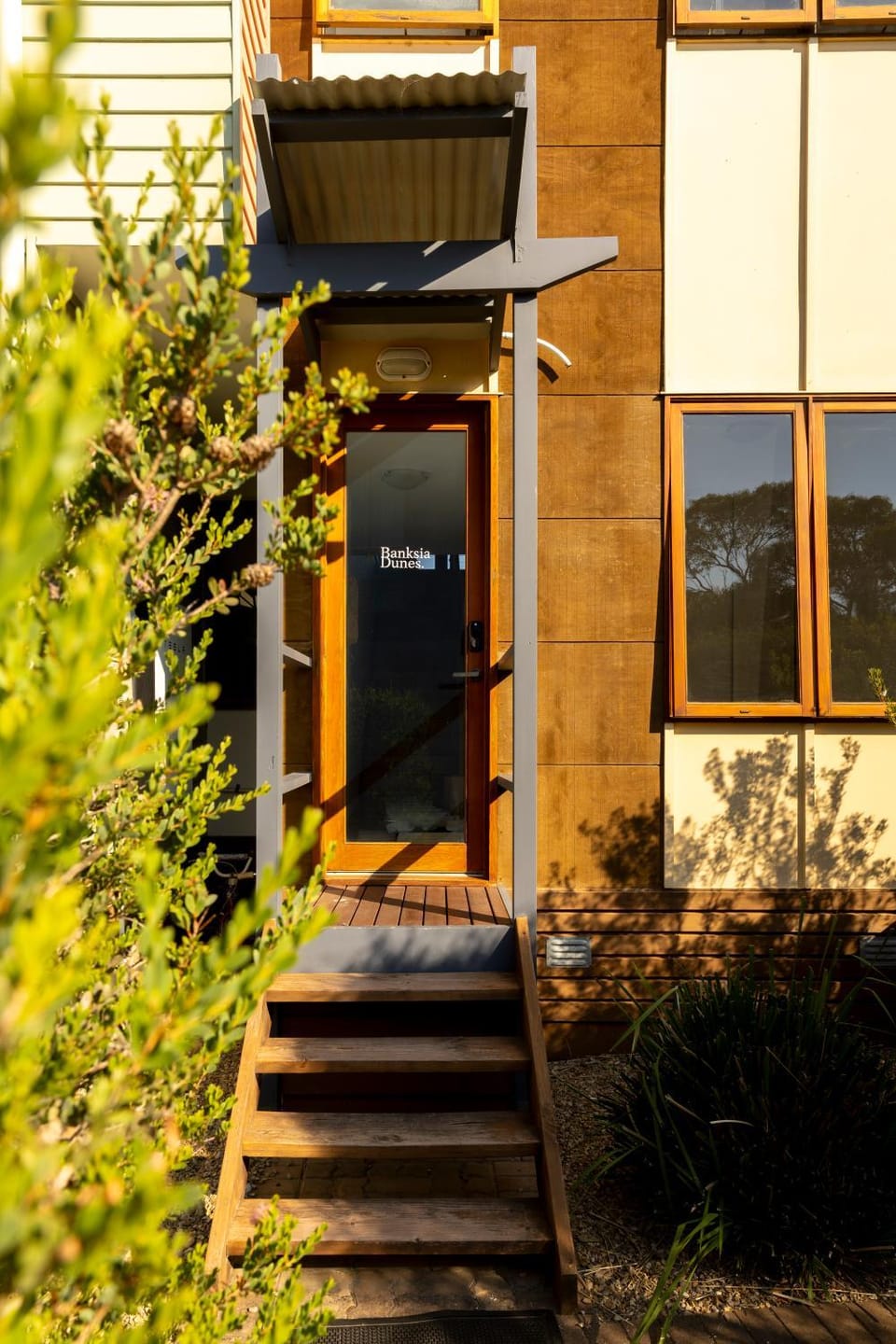 Property building, Facade/entrance
