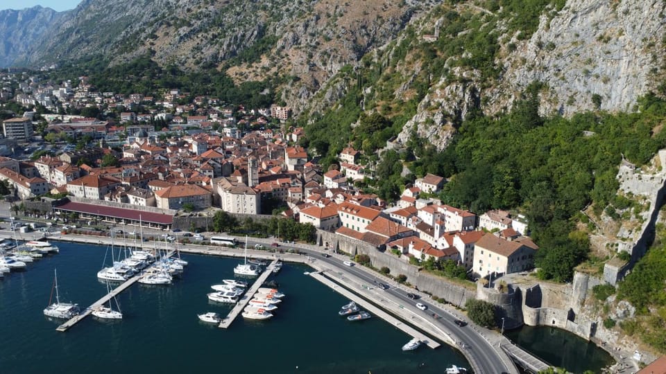 Panoramic view ! Rooftop garden - Old Town studio Apartment in Kotor