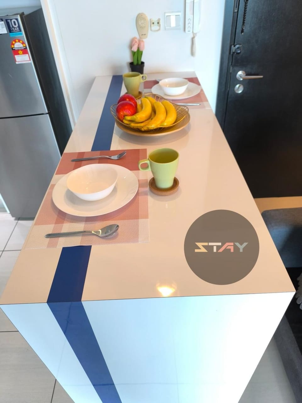 Almas Couple Stylish Urban Blue Netflix BySTAY Apartment in Johor