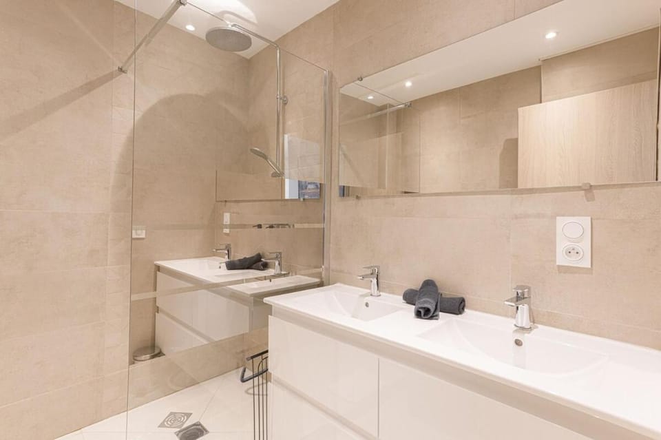 Josi - 2 chambres, central, 10mn du Palais&Plages, neuf, clim Apartment in Cannes