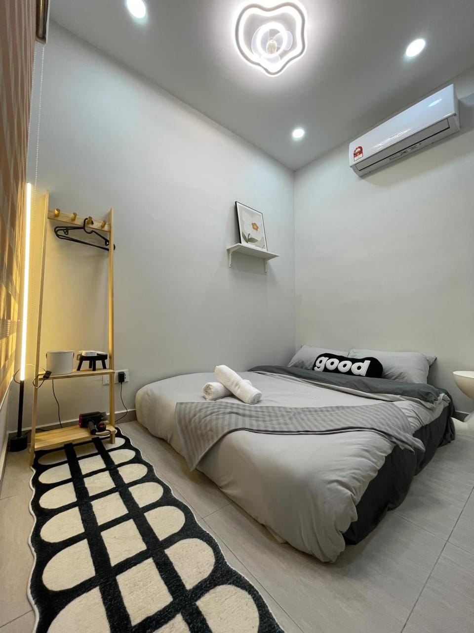 Cozy Room 2pax #1min walk to KSL #Bathroom Vacation rental in Johor Bahru